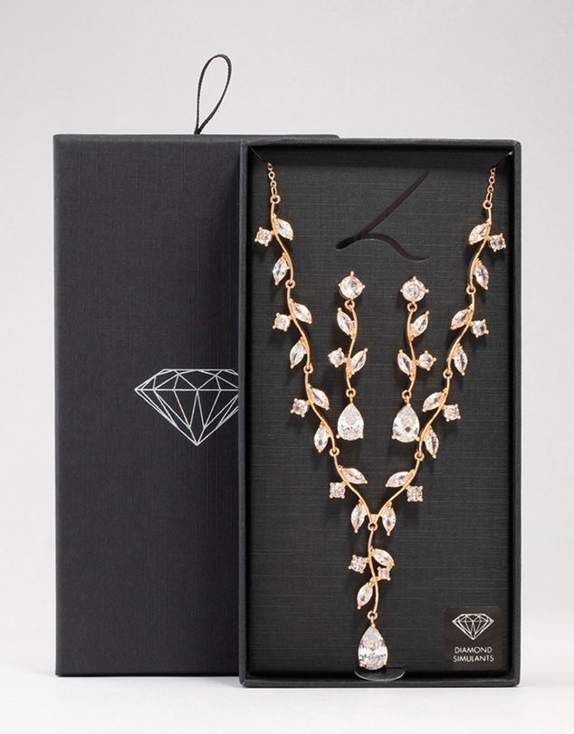 Lovisa - Gold Creeping Crystal Roses Necklace & Earrings Set