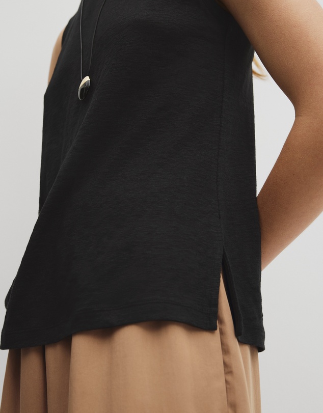 Country Road - Linen Boat Neck Tank