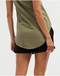 Amelius - Abigail Rolled Hem Short