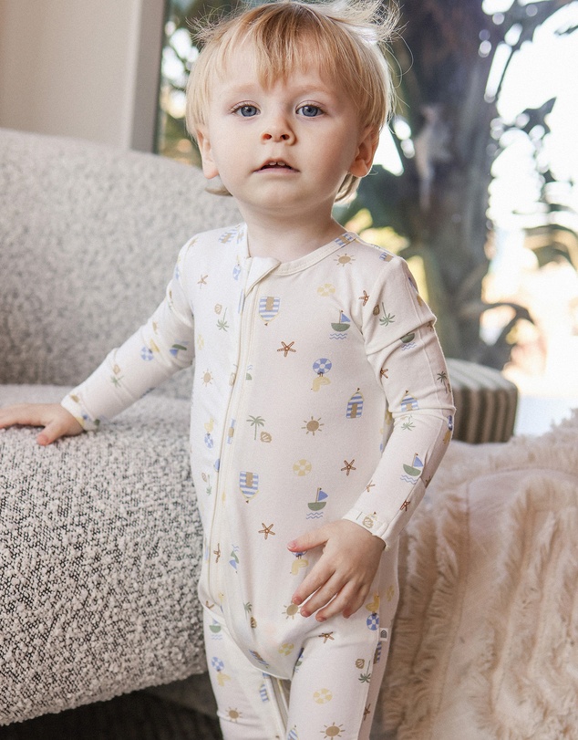Kynd Baby - Essential Onesie in Beach Box