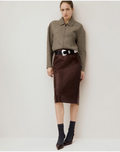 Medium Brown