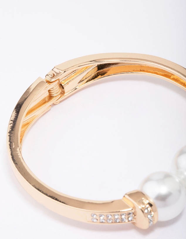 Lovisa - Gold Pearl Bold Wrist Cuff