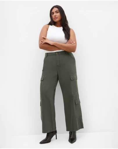 City Chic - Harley Fit Ali Cargo Wide Leg Short Jean