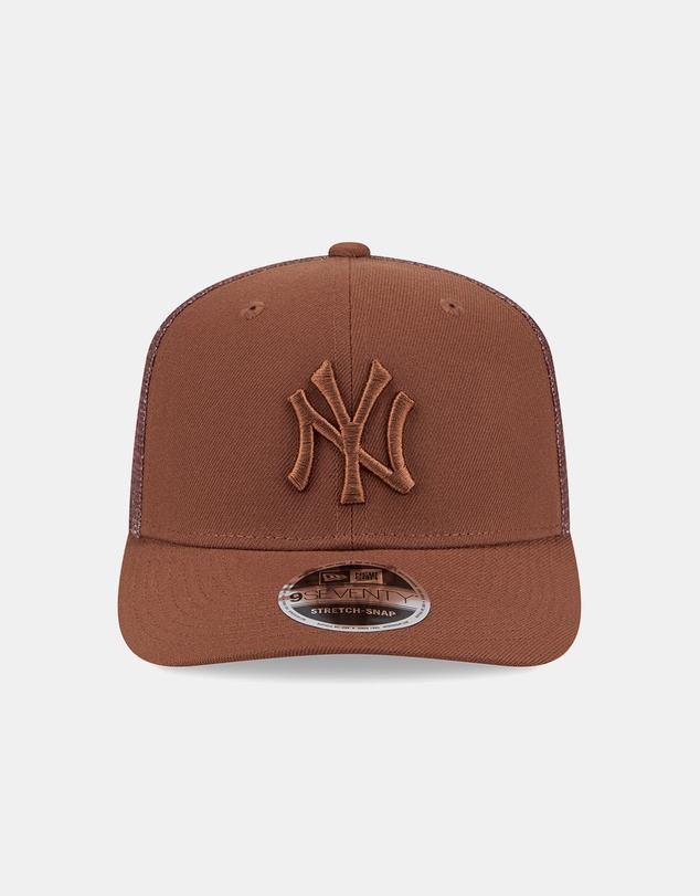 New Era - New York Yankees Tiramisu 9SEVENTY Stretch-Snap Trucker Cap