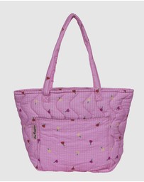 Mosey Me - Forget Me Not Quilted Bag in Peony