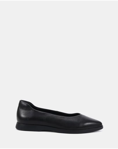 Clarks - Ursa Black