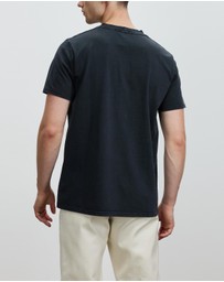 Neuw - Premium Tee