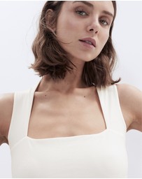 UNISON - Ruched Detail Sleeveless Top