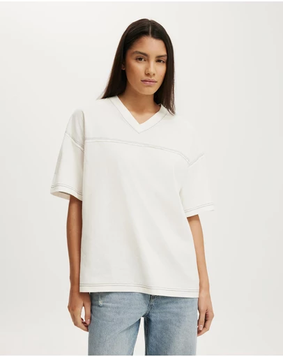 Cotton On - The Oversized V Neck Tee