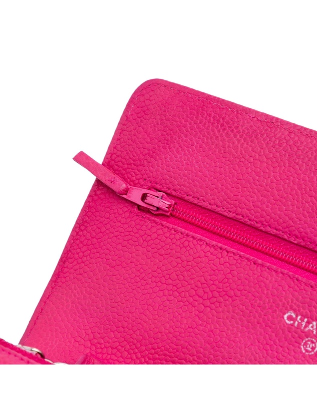 Pre-Loved by Azura Reborn - Pre-Loved Classic Caviar Wallet On Chain
