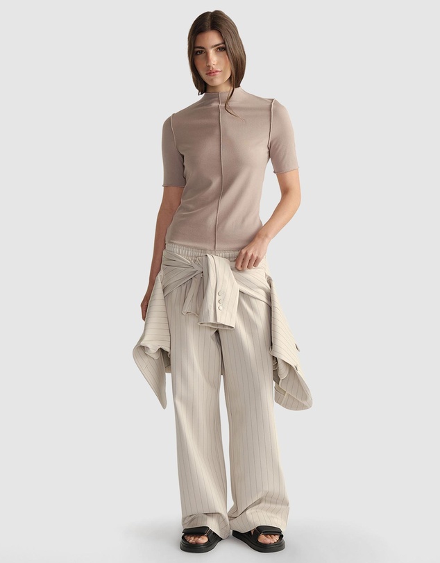 Decjuba - D-Luxe Short Sleeve Top