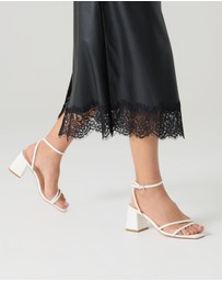 Verali - Stevie Block Heel Sandals