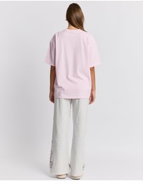MAKU - Smiley Flower Oversized Tee