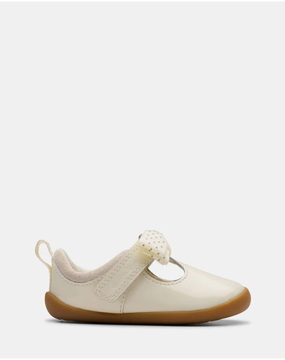 Clarks - Roamer Trim (T) White