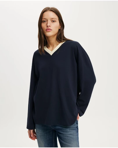 Cotton On - Boxy V Neck Long Sleeve Top