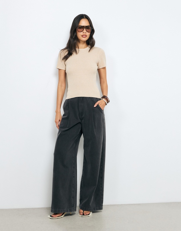 AERE - Vea Organic Cotton Textured Knit Tee