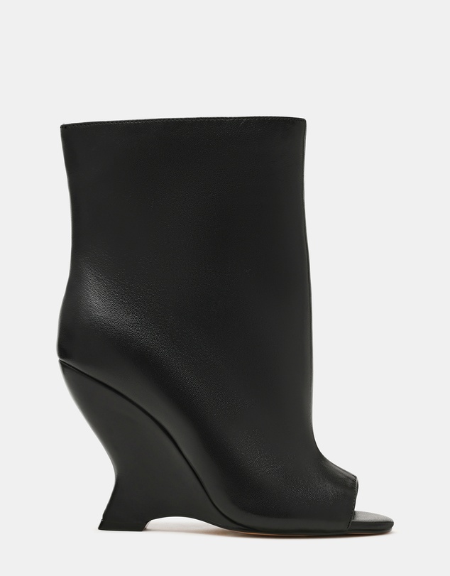 Steve Madden - Relix Black Leather Wedge Booties