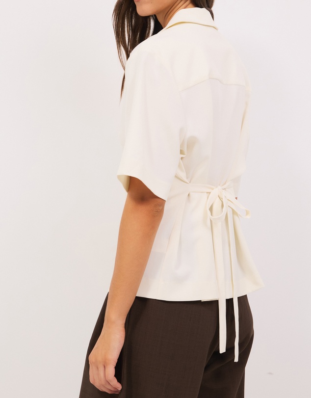 Calli - Kerr Tailored Tie Back Shirt