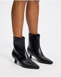 Atmos&Here - Lennox Leather Ankle Boots