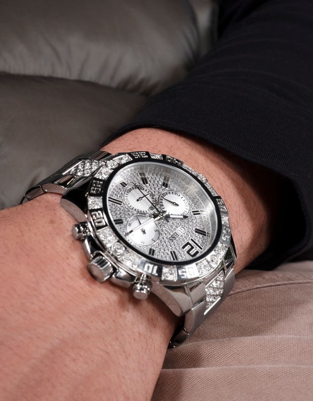 GUESS - Silver-Tone Multi-function Men's 48mm Silver Dial with Crystals on Bezel Watch