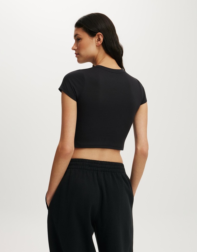 Cotton On Body Active - Ultra Soft Cropped Fitted Tshirt