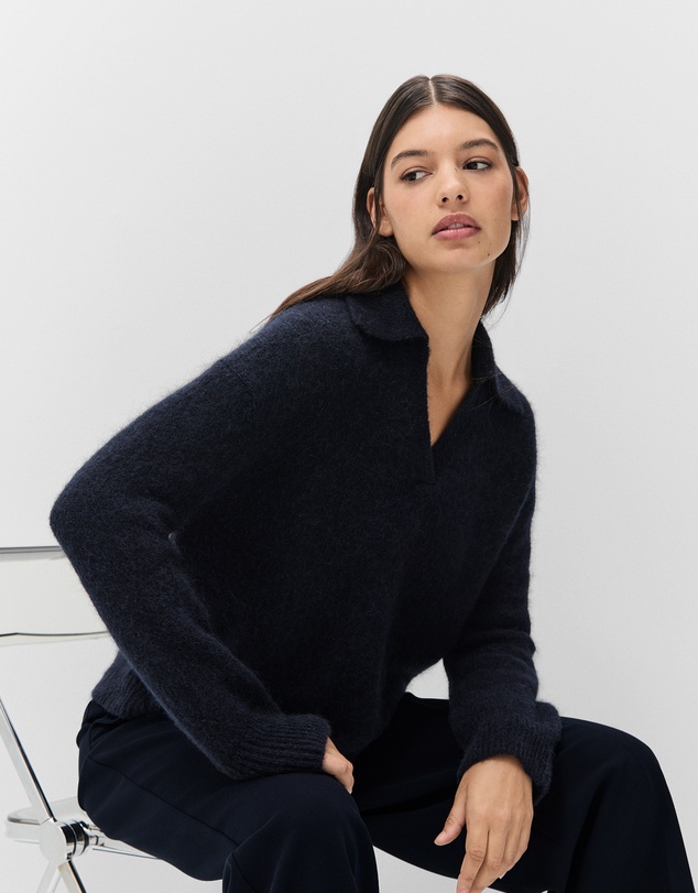 UNISON - Lofty Collared Knit