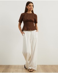 Atmos&Here - Maya Pin Tuck Top