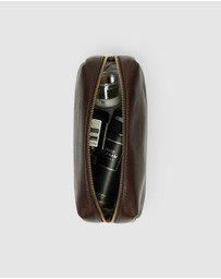 Republic of Florence - The Otto Leather Dopp Kit Matt Chocolate