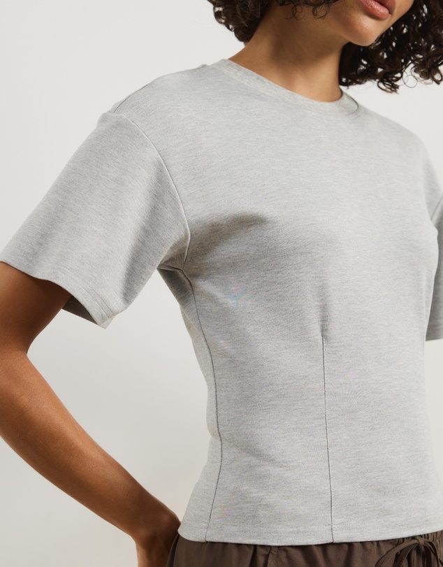Atmos&Here - Fitted Waist T-Shirt