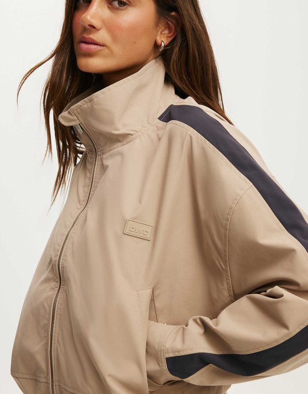 Cotton On Body Active - Stride Panelled Bomber Jacket