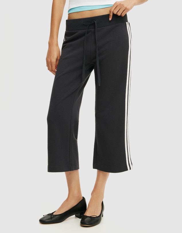 Cotton On - Capri Fleece Sweatpants