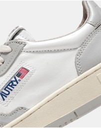 Autry - Medalist Bicolour Low Sneakers - Men's