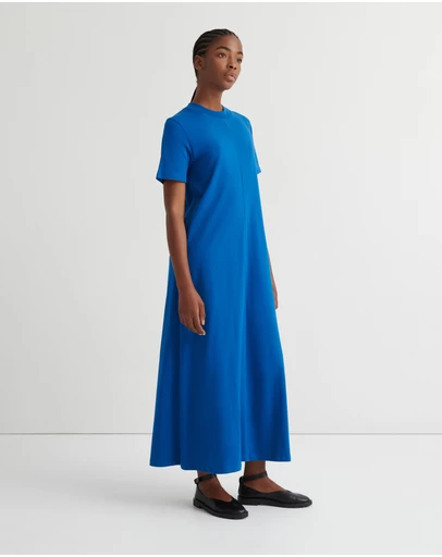 Kowtow - Topic Dress