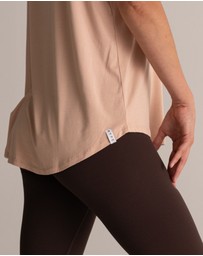 HyperLuxe The Label - V Neck Shirt