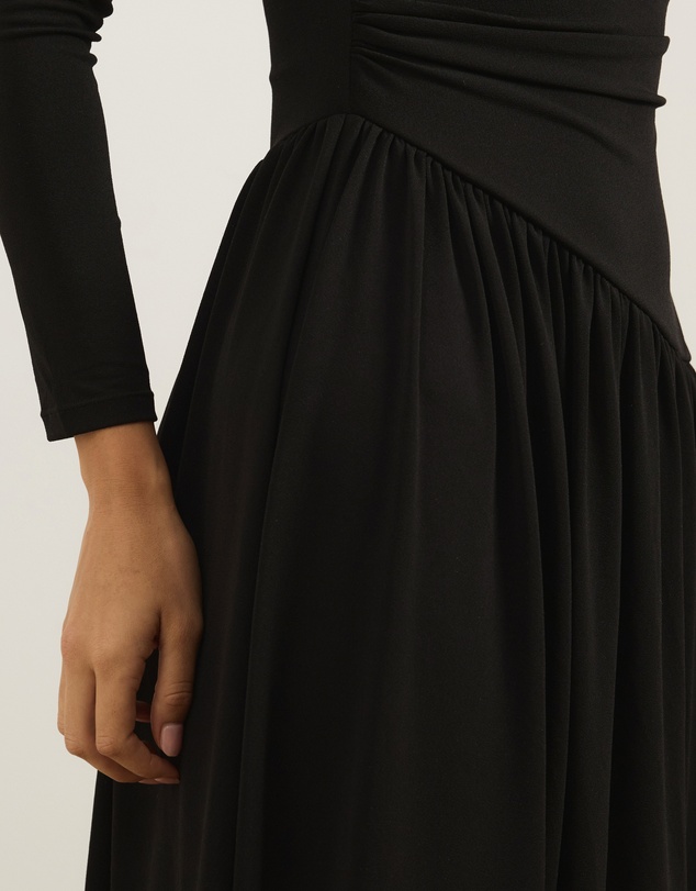 Atmos&Here - Rae Long Sleeve Maxi Dress
