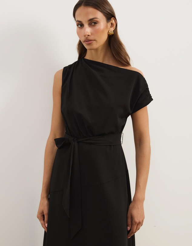 Atmos&Here - Jayde Off Shoulder Midi Dress