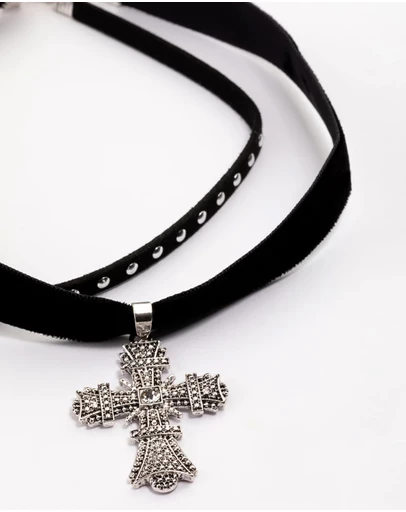 Lovisa - Silver Multi Cross Pearl Choker Pack