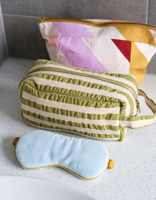 Mosey Me - Seersucker Stripe Dopp Kit