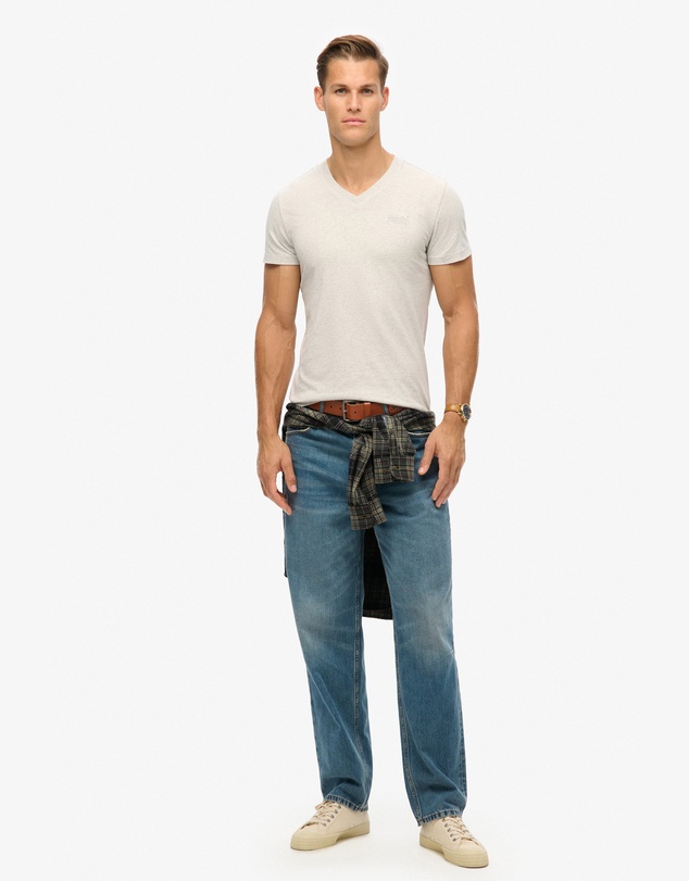 Superdry - Essential Logo Embroidered Vee Slim Fit Tee