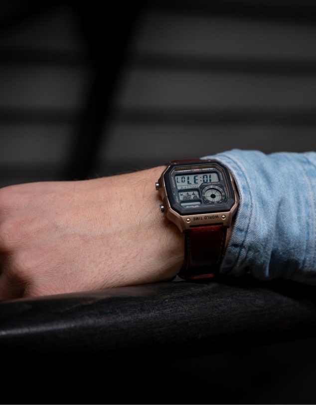 Casio - AE1200WHL-5A