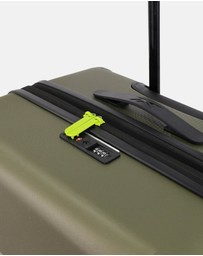 Reebok - Reebok Wanderer 76cm Large Hard Shell Suitcase