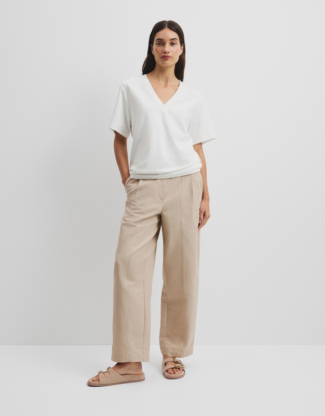 Country Road - V-neck Longline T-shirt