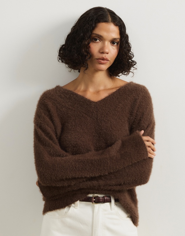 Atmos&Here - Dayna Fluffy V-Neck Pullover Sweater