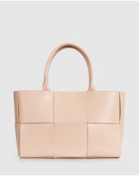 Belle & Bloom - Long Way Home Woven Tote