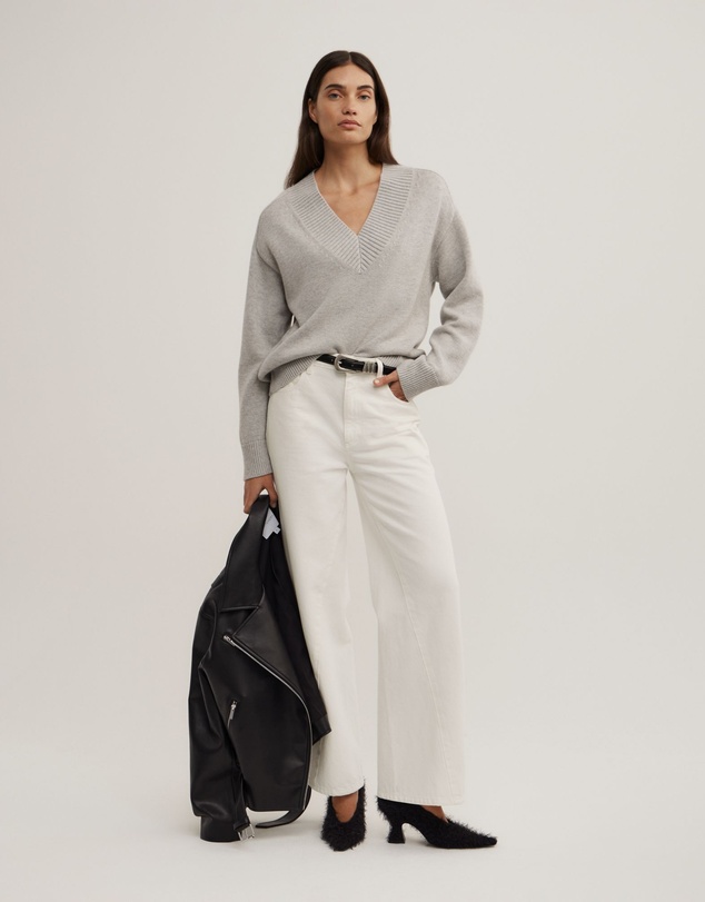 Witchery - V-neck Knit