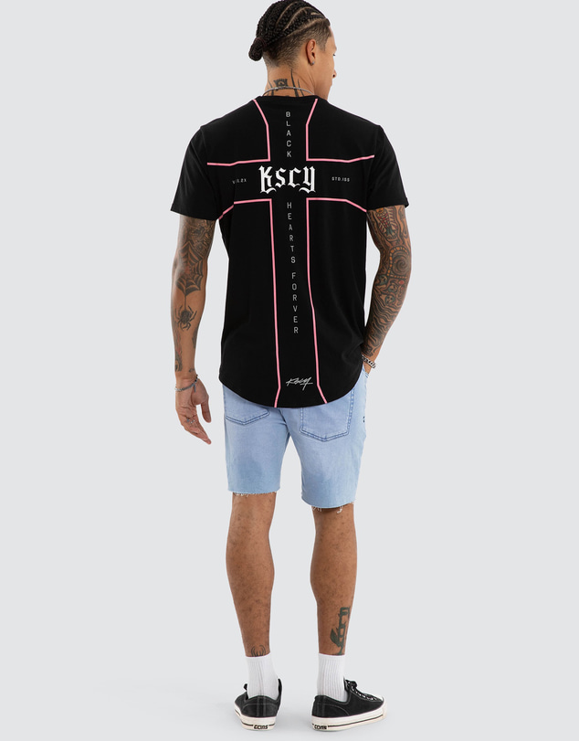 Kiss Chacey - Grunge Dual Curved Tee