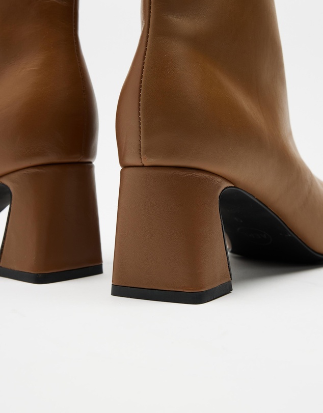 AERE - Square Toe Leather Ankle Boots