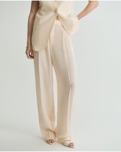 Light & Pastel Yellow