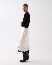 Style Addict - Elodie Scoop Back Top