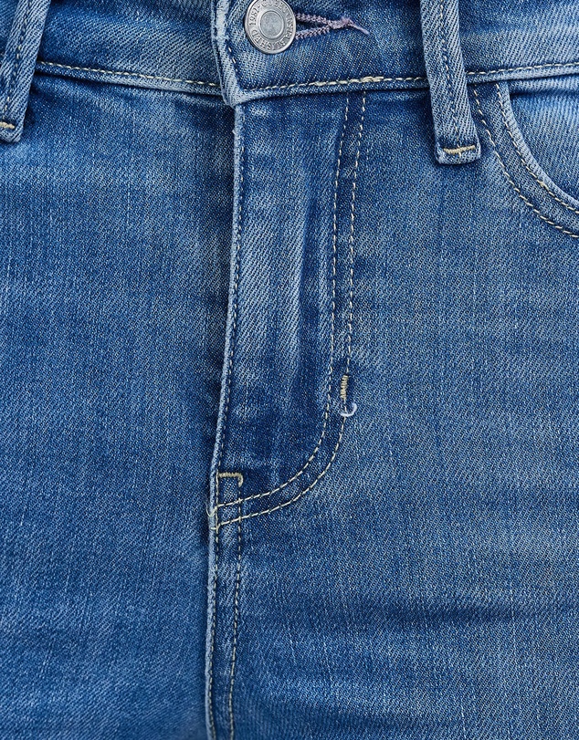 GUESS - 1981 High Rise Skinny Jeans